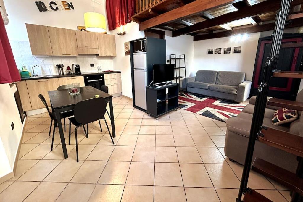 Апартаменты Grazioso Loft A 5 Minuti Dal Centro Di Torino Экстерьер фото